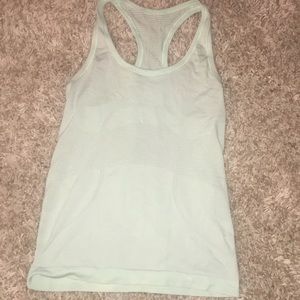 Lululemon swiftly tank size 4 light green